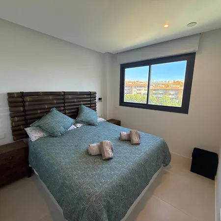 Higueron Skyview Apartment *
